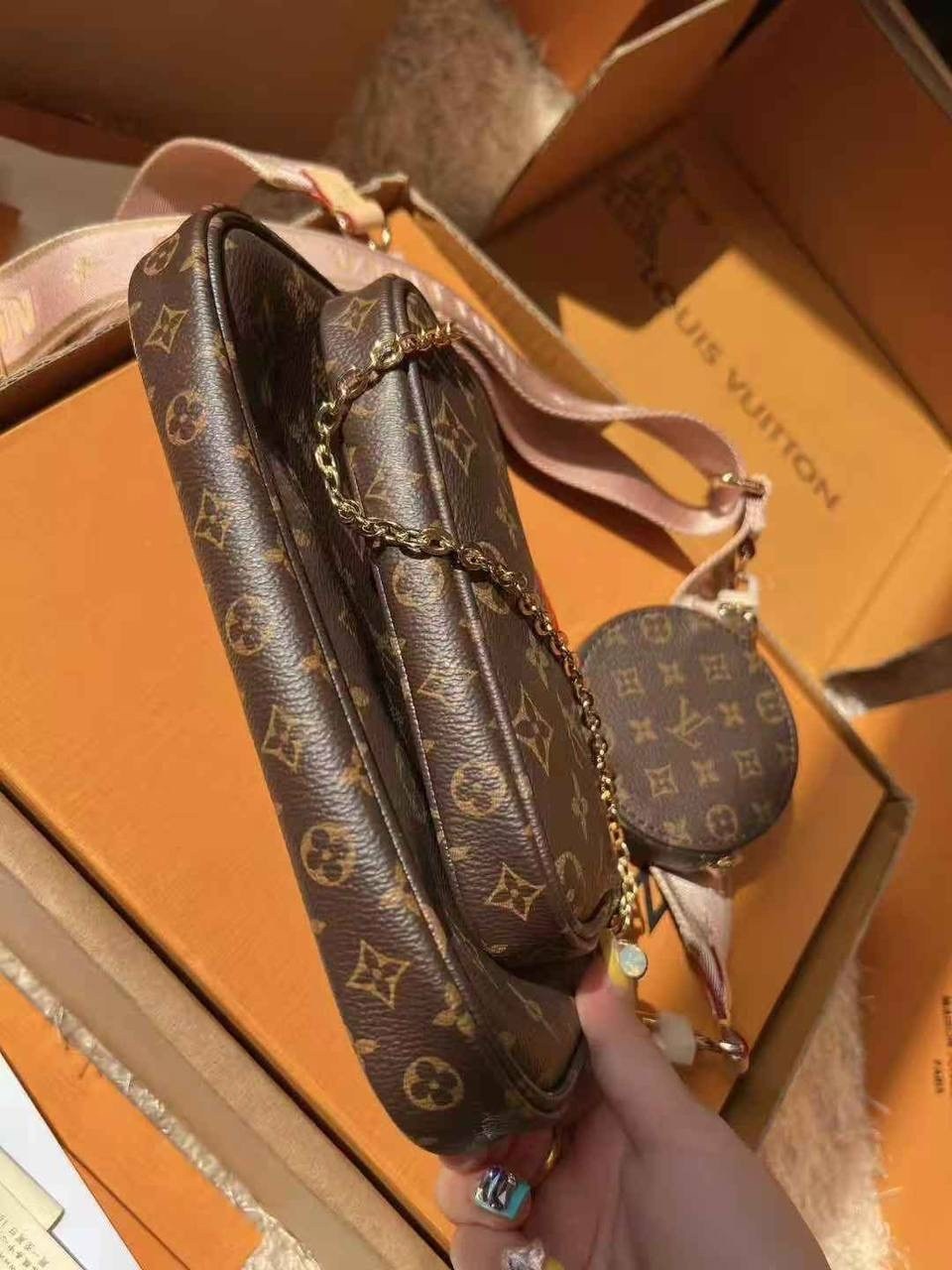 луи виттон сумка,louis vuitton multi pochette,сумка женская louis vuitton,сумка луи виттон 3 в 1 оригинал,сумка луи витон мульти почете оригинал