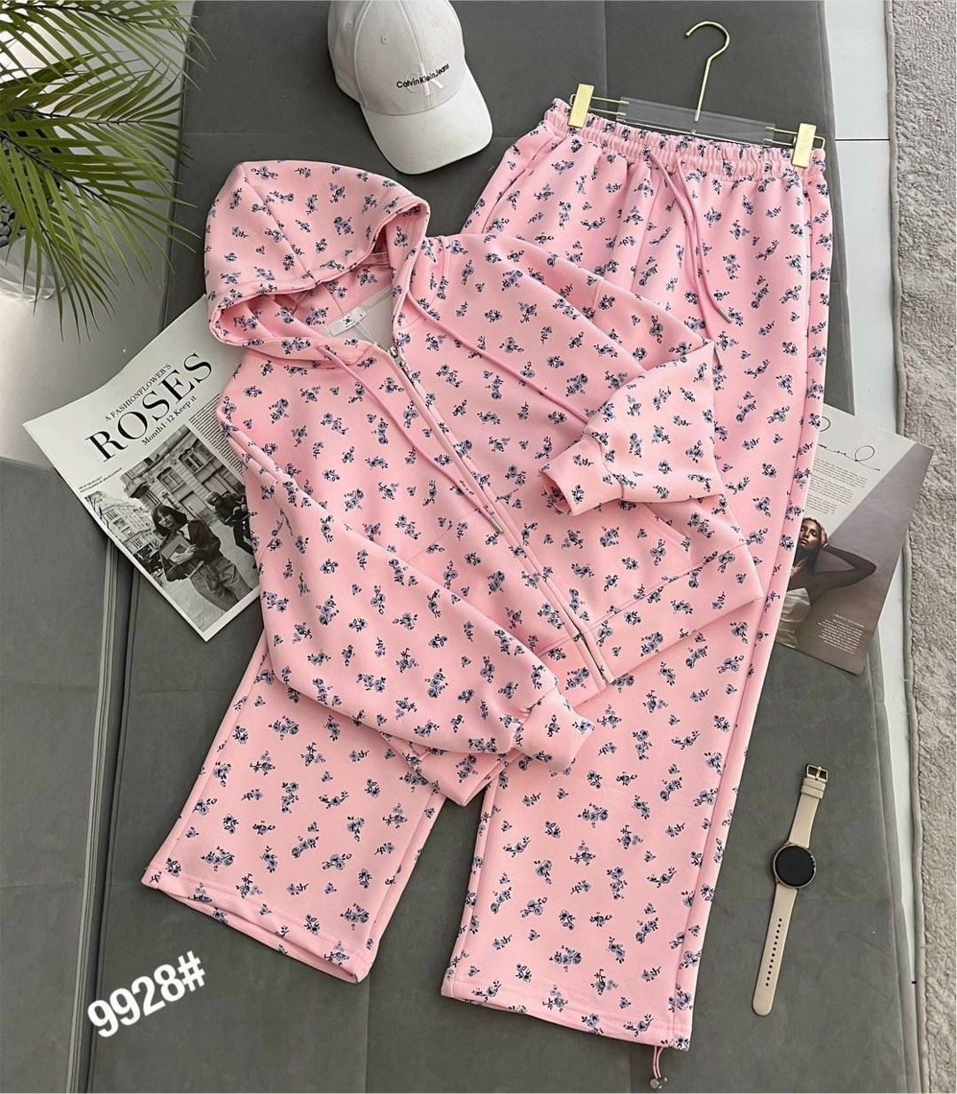 стильные костюмы,костюм с принтом,женский костюм,спортивный женский костюм,костюмы спортивный