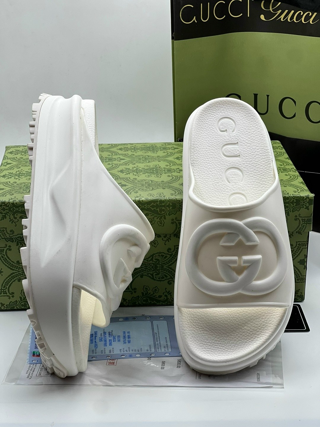 сланцы гуччи женские,шлепки гуччи женские,шлепки гуччи,тапочки модные,шлепки gucci женские белые