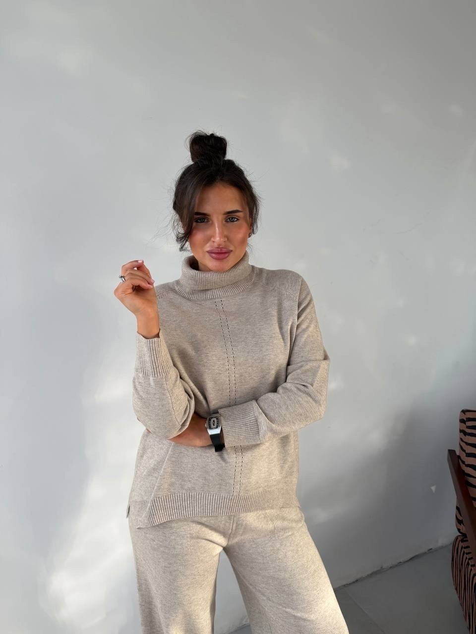 трикотажные костюмы,костюм вязаный брючный,костюм бежевый,трикотажный костюм с брюкам,теплый вязаный костюм