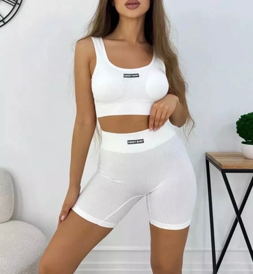 спортивные женские костюмы,костюм спорт,костюм для фитнеса,женский костюм для фитнеса,женские шорты