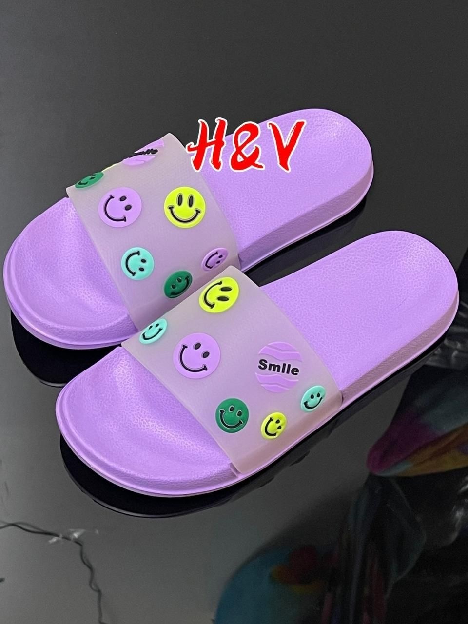 женские шлепанцы,шлепанцы летние женские,,шлепанцы со смайлами,женские тапочки