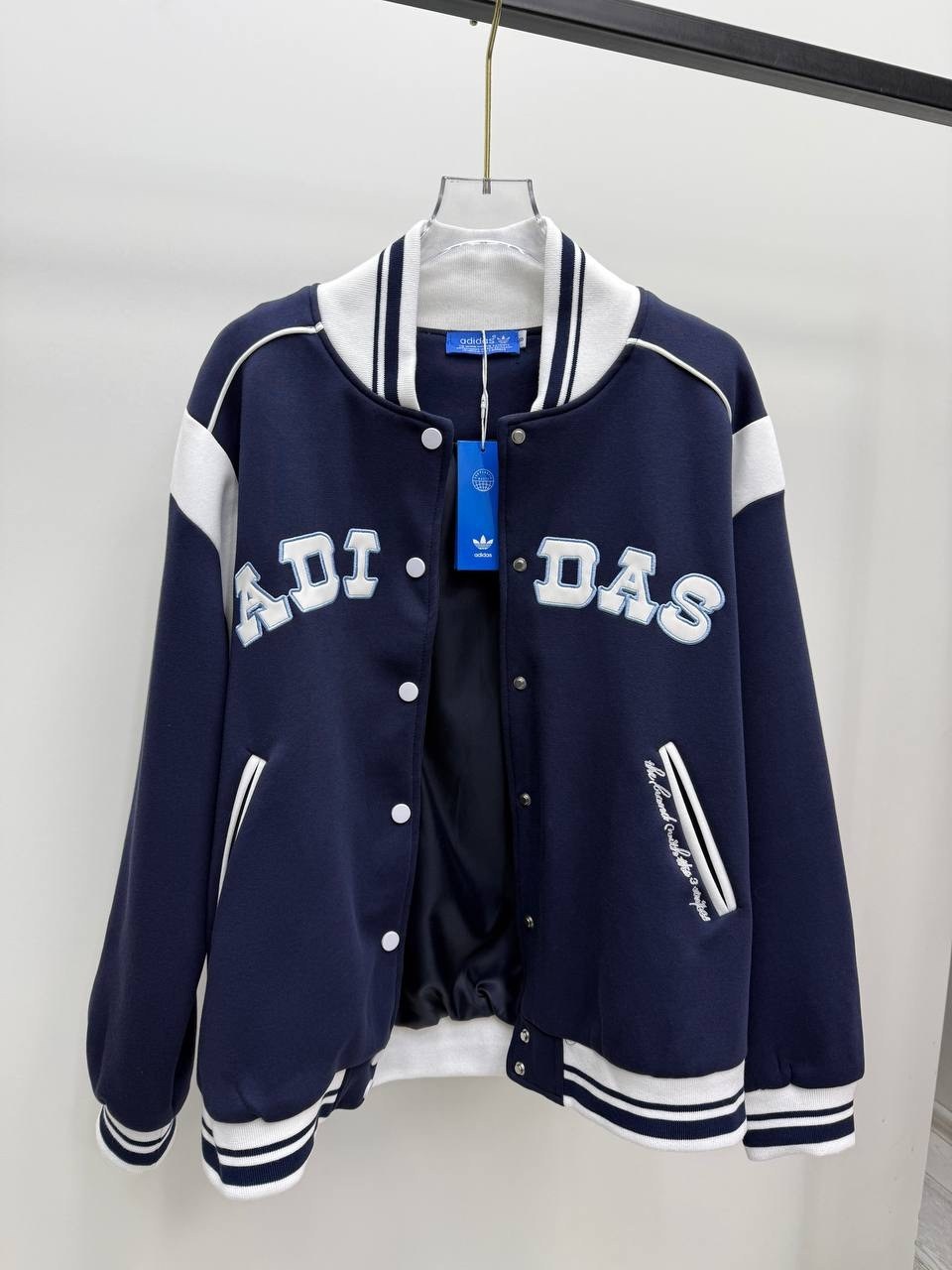 бомбер адидас ориджинал,женские бомберы adidas originals,куртка бомбер,бомбер адидас винтаж,бомбер adidas originals