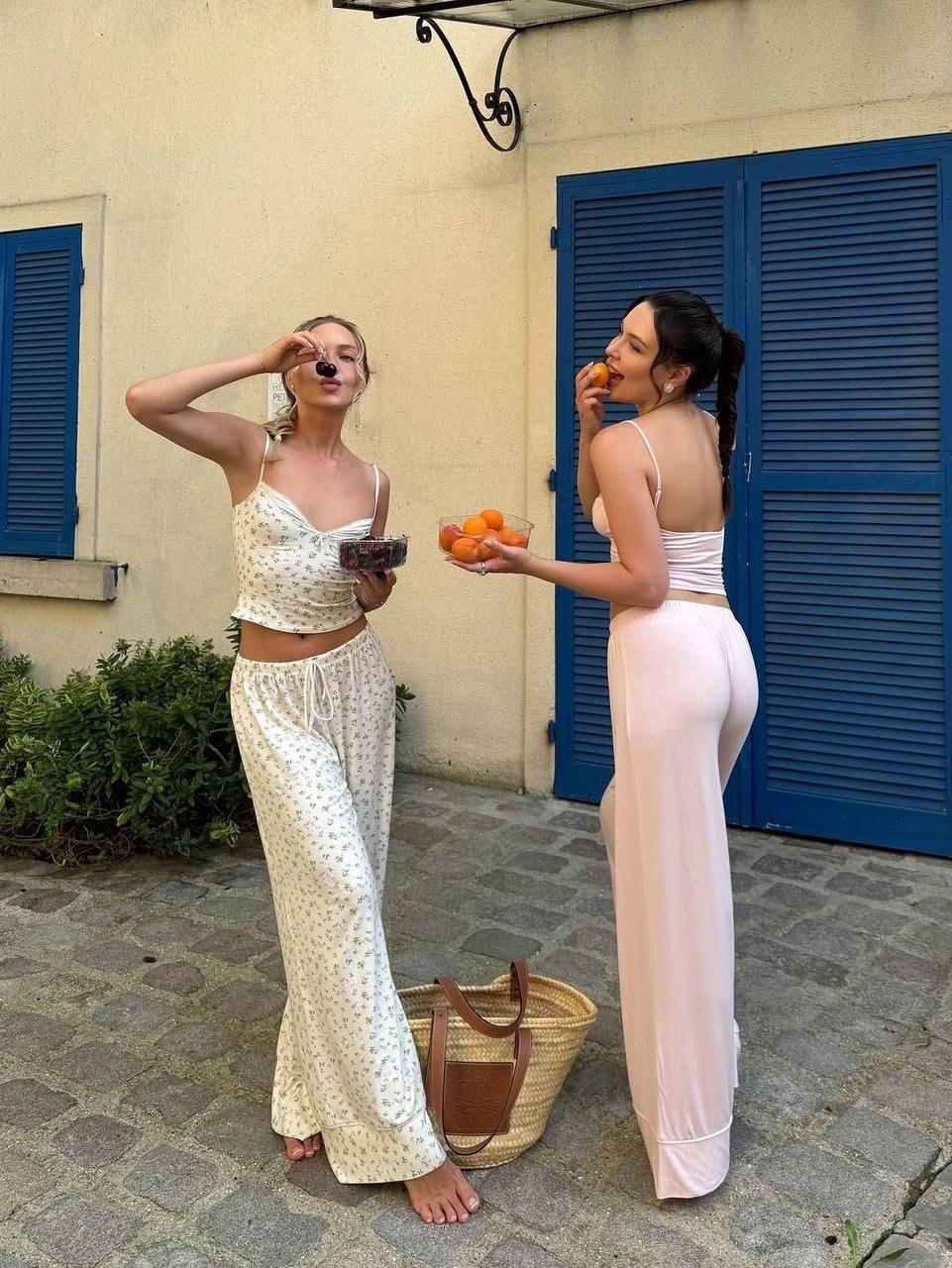 женские пижамы,пижама для женщин,женский пижамный комплект,топ на бретельках с цветочным принтом брюки пижама shein,пижама жeнская со штанами