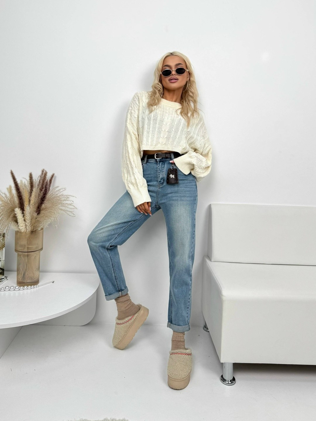 женские джинсы,джинсы модные,джинсы мом,модные джинсы мом,стильные джинсы