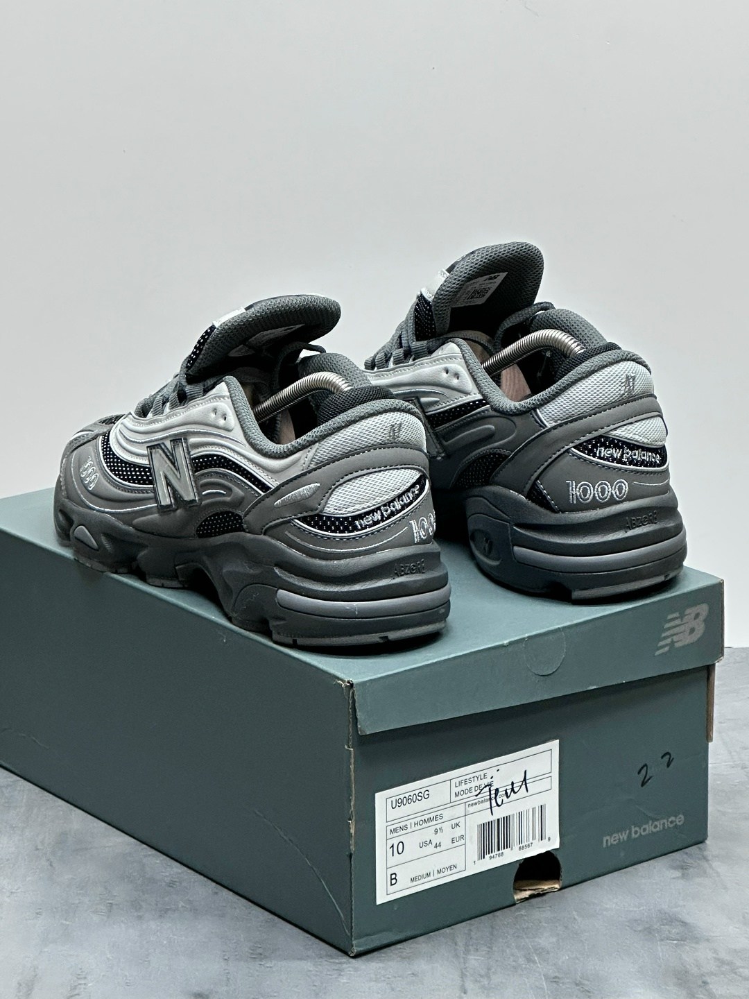 кроссовки new balance 1000,new balance 1000,кроссовки new balance,кроссовки new balance 1000 повседневные,new balance 1000 серого цвета