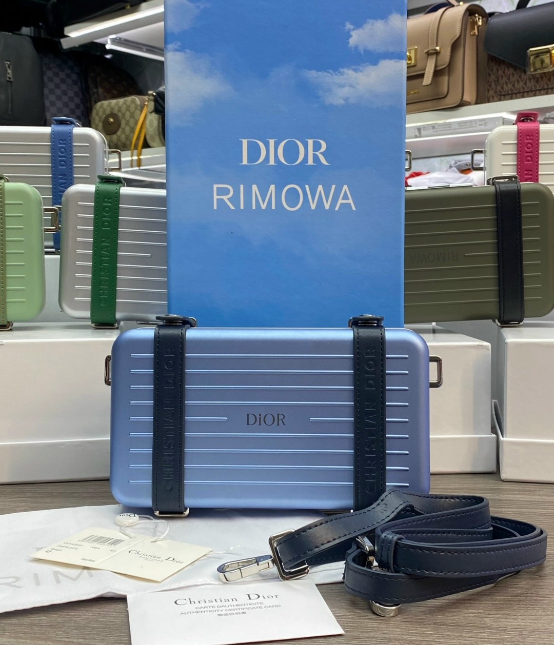 сумка dior rimowa,rimowa dior,сумка женская christian dior,клатч dior x rimowa,сумка dior