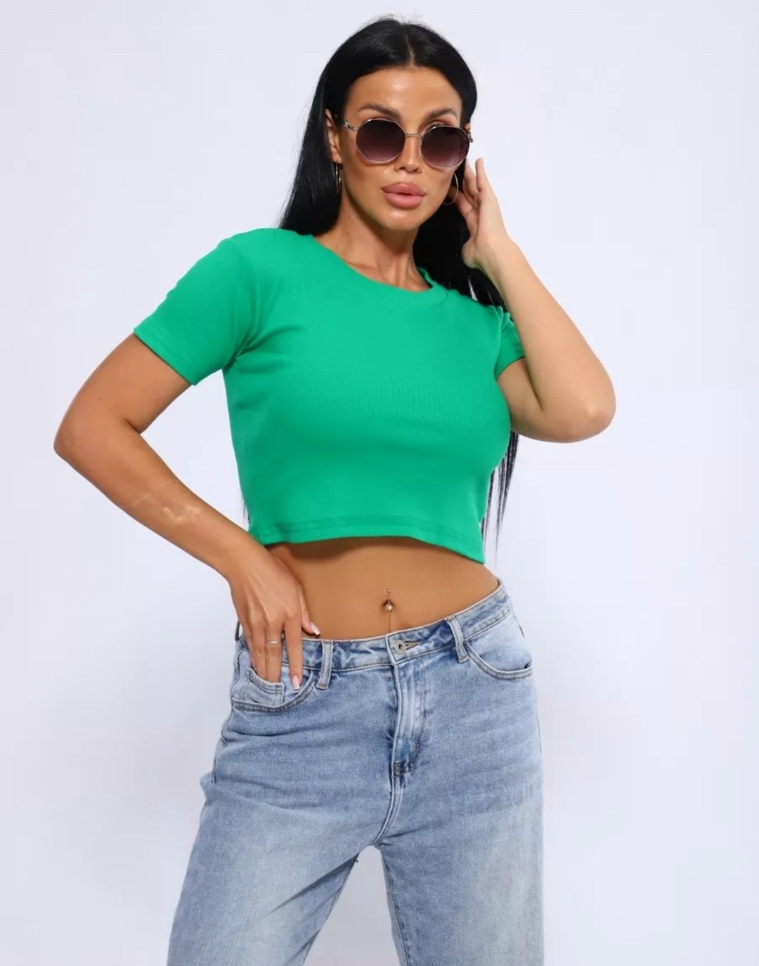 топ женский черный,кроп топ,топ женский,укороченный кроп топ berrak черного цвета с короткими рукавами,женский укороченный топ в рубчик happyfox черный