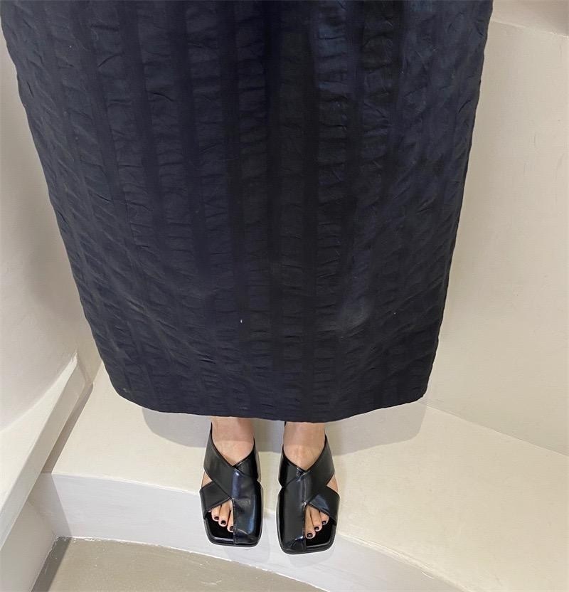 шлепанцы женские,модные тапочки,модные шлепанцы,повседневные шлепанцы,шлепанцы дизайнерские