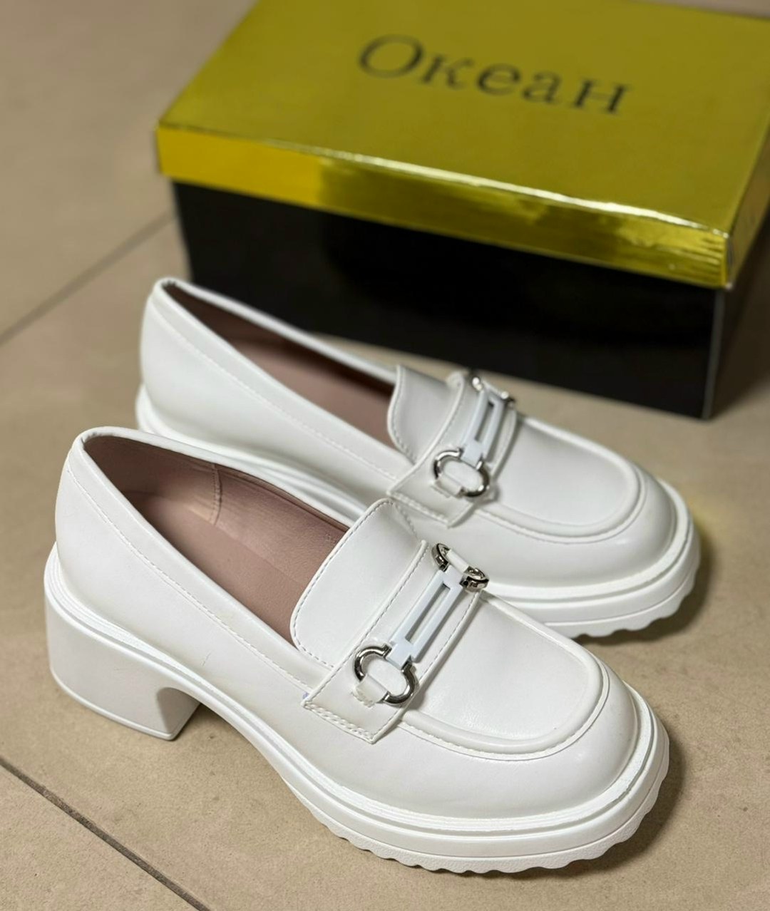 ,женская ,женские лоферы,лоферы модные,обуви