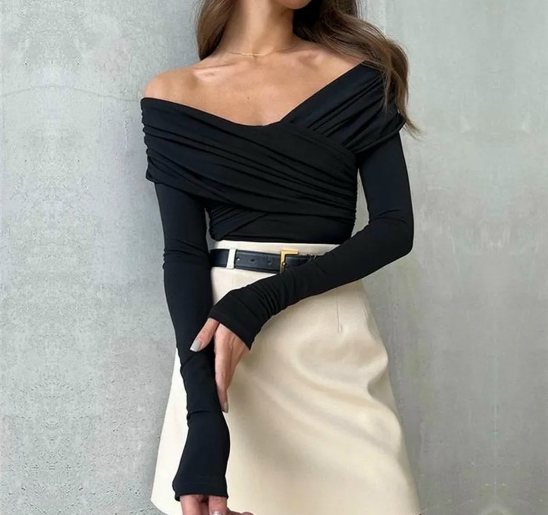 топ с длинными рукавами женский,топ с длинными рукавами,модные топы с длинными рукавами,открытые плечи,боди с длинным рукавом и открытыми плечами