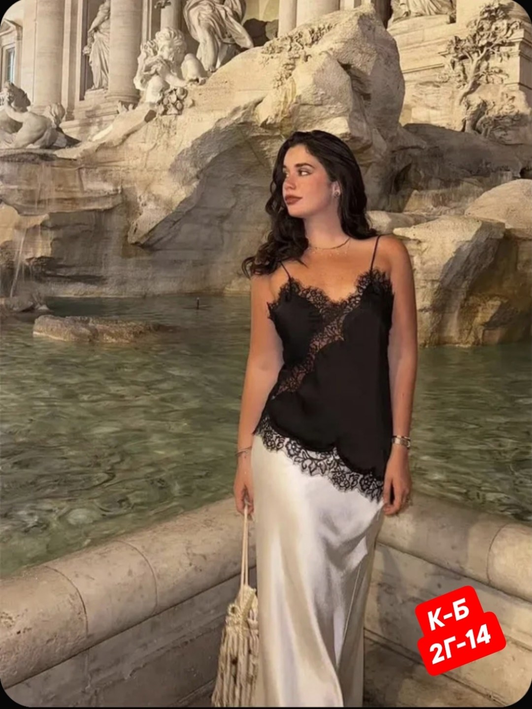 майка intimissimi из шелка и кружева,шелковая майка с кружевом,топ шелковый с кружевом,шелковый топ в бельевом стиле,шелковый топ в бельевом стиле с кружевом