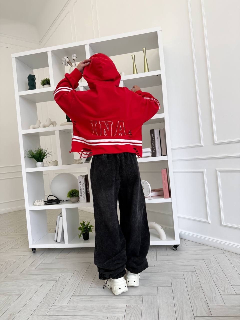 стильное худи,женский костюм,спортивные костюмы женские,стильный костюм женский