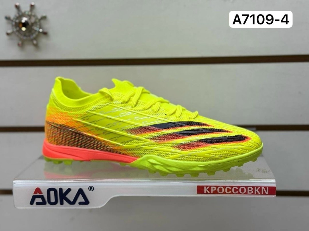 адидас предатор футзалки,футзалки adidas,футбольная бутса,бутсы для футзала adidas, adidas nemeziz tango 18.3,футбольная