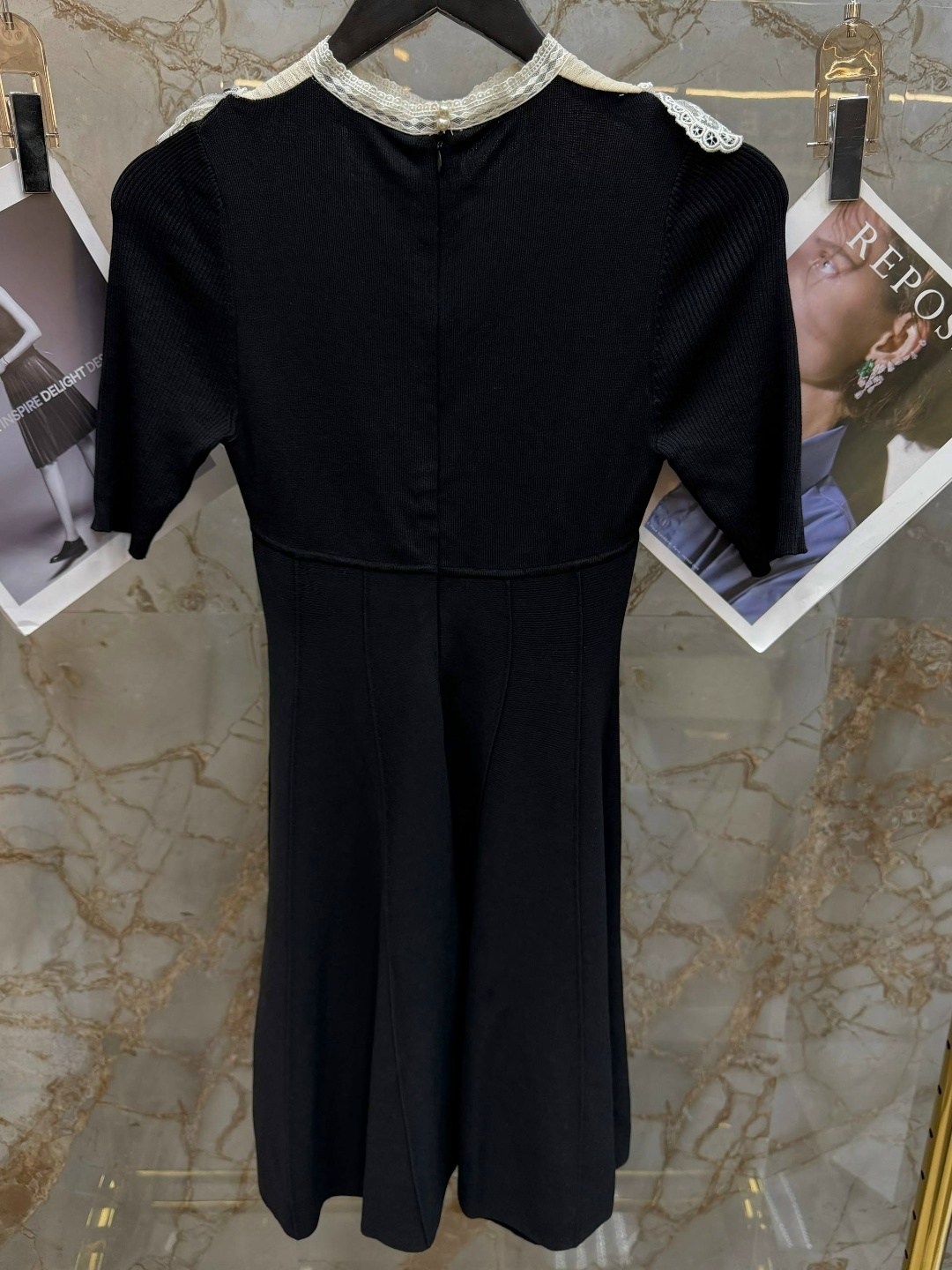 черное платье с белым воротником,платье с воротником,школьное платье с воротником,черное школьное платье с воротником,платье короткое черное с белым воротником vetka