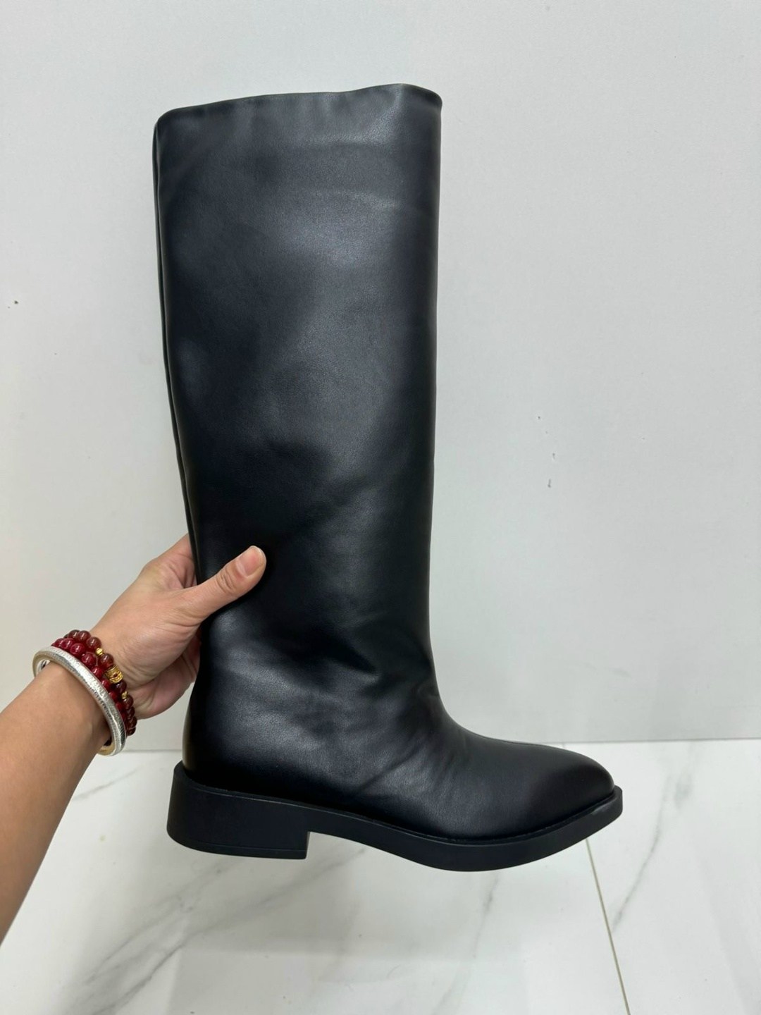 сапоги,женские сапоги,ботфорты сапоги трубы из натуральной кожи без каблука,сапоги высокие трубы roksi shoes,демисезонные сапоги