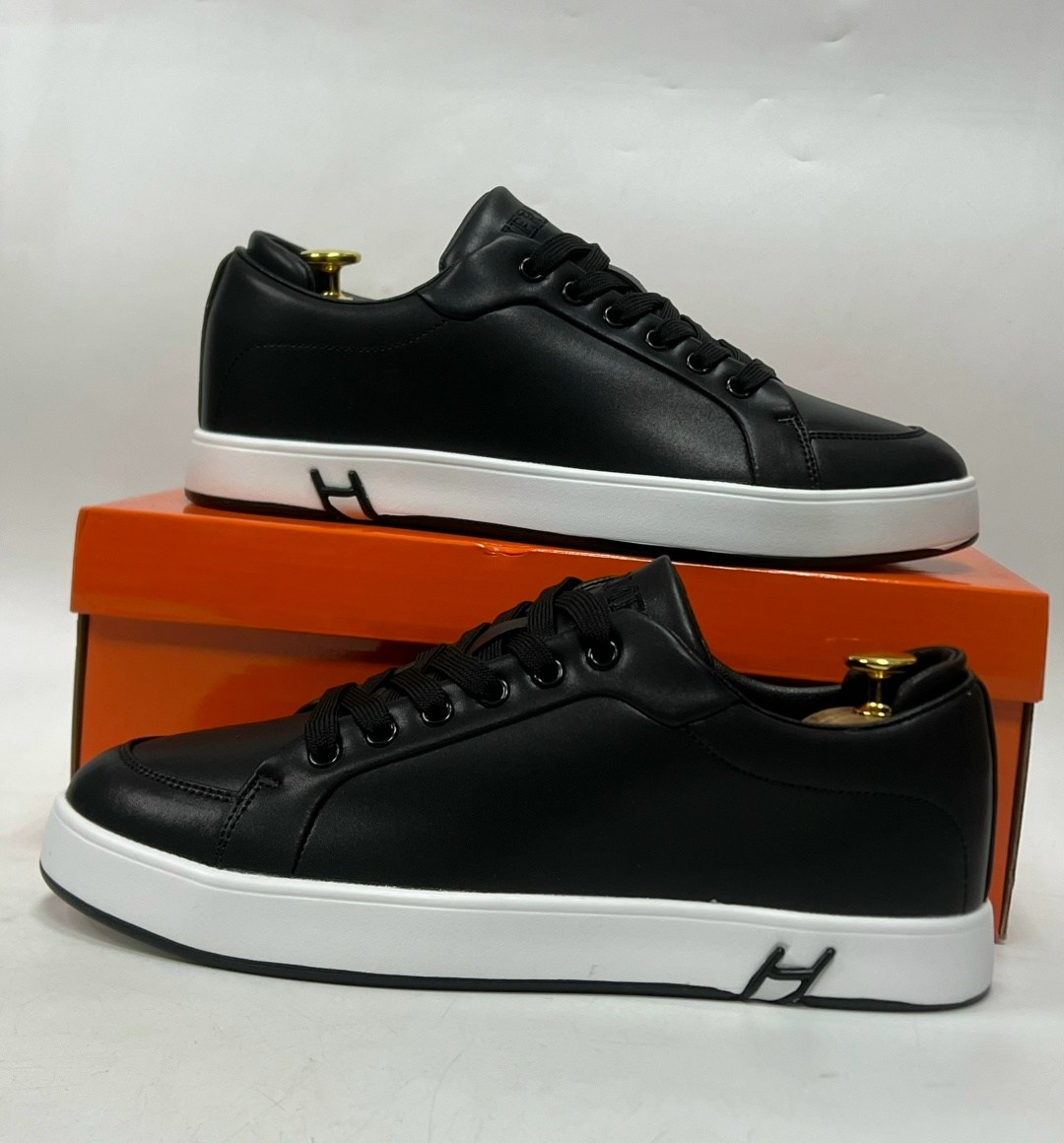 мужские кеды с белой подошвой черные кожаные quatro control,мужские кожаные кеды черного цвета на белой подошве,кеды кожаные,мужские классические черные кеды из кожи на белой подошве,кеды мужские кожа