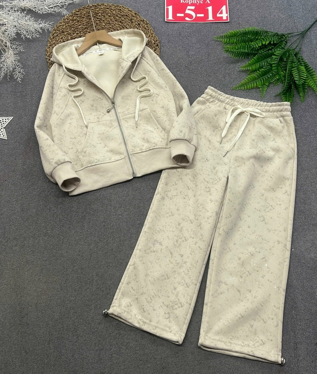 костюм с брюками для девочки кдвеллюр (лиловый),велюровый костюм для девочки,костюм велюровый,костюм для девочек,костюм с брюками для девочки кд велюр лиловый