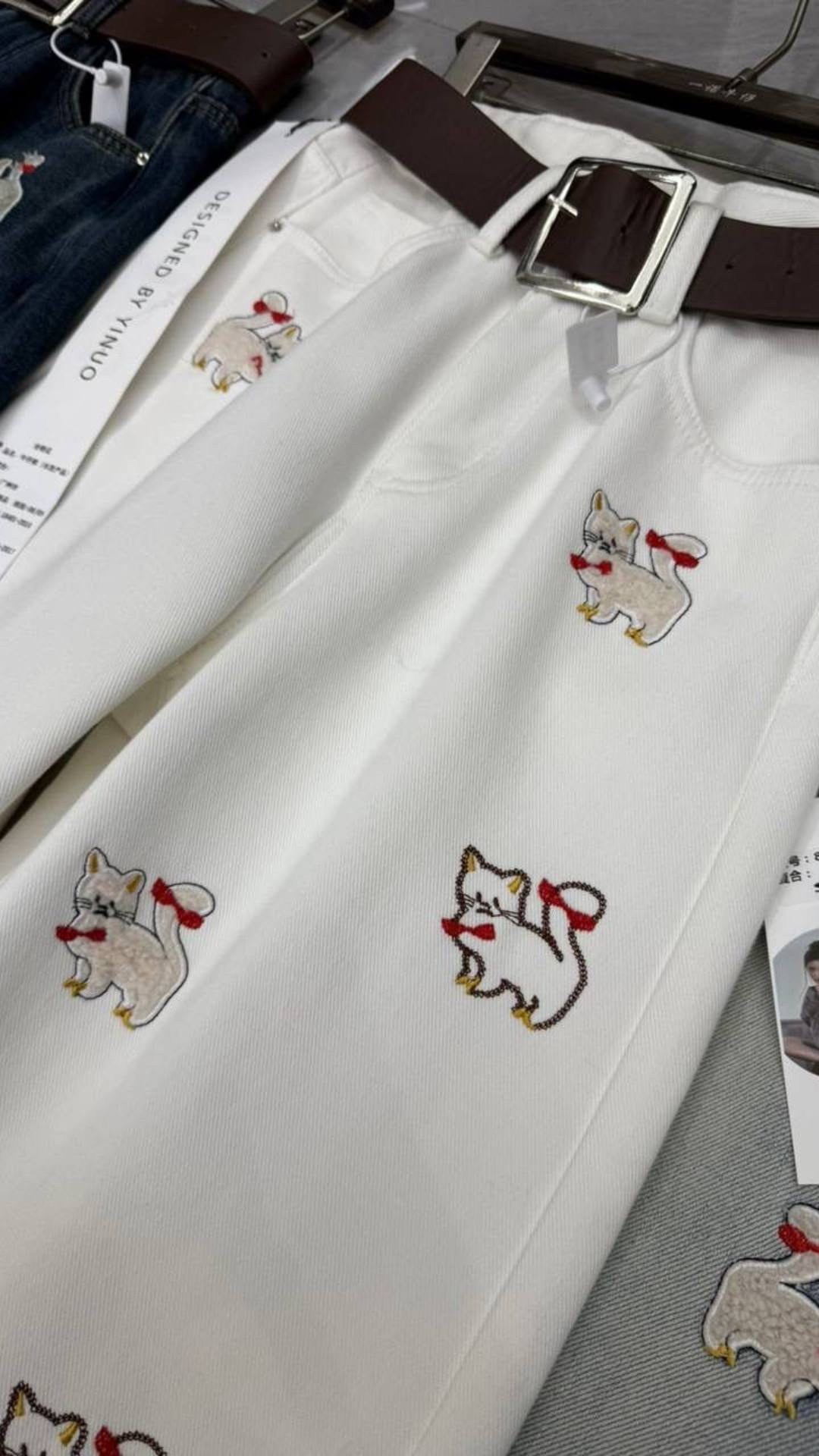 джинсы с вышивкой,женский джинсы,джинсы женские широкие,джинсы женские с вышивкой,джинсовые брюки