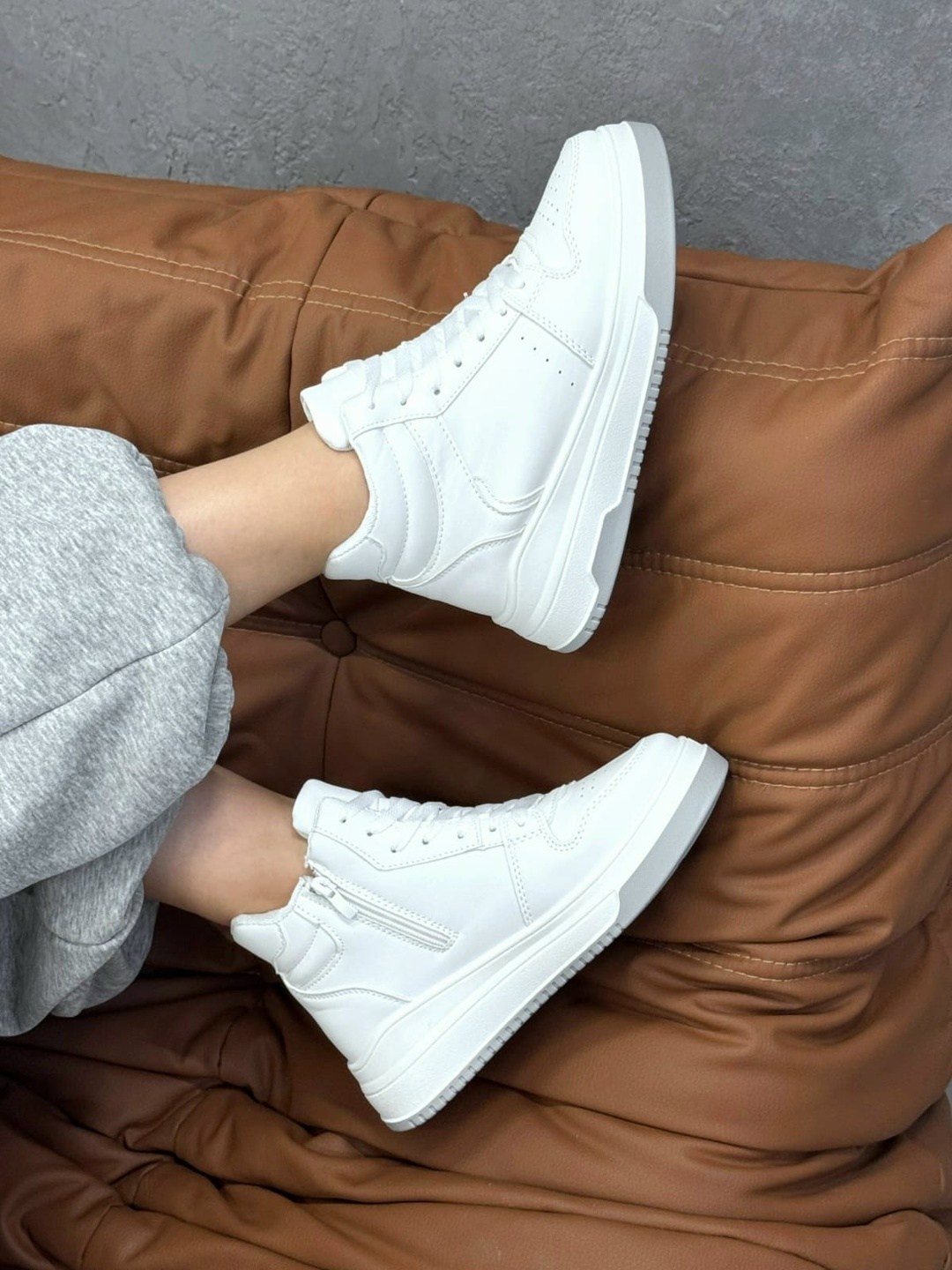 зимние кроссовки женские белые высокие,,белые кроссовки женские,белые кроссовки,женские кроссовки