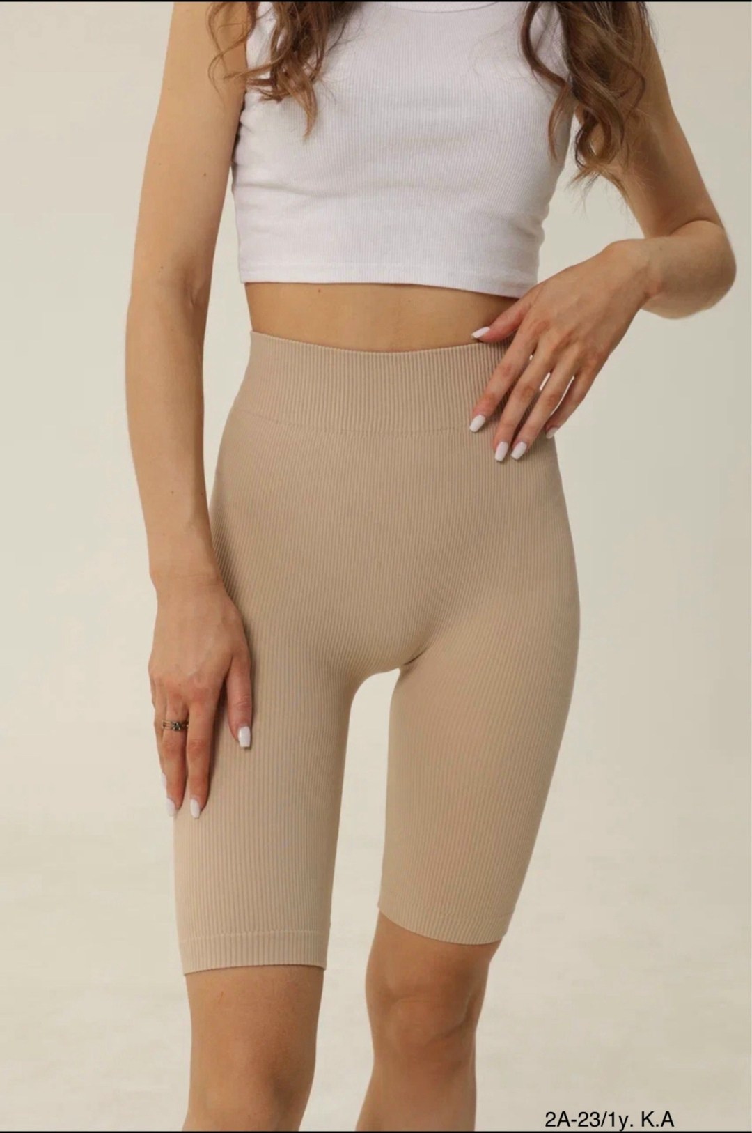 женские велосипедки в рубчик,женские велосипедки,велосипедки женские бежевые,женские спортивные велосипедки,женские короткие велосипедки в рубчик