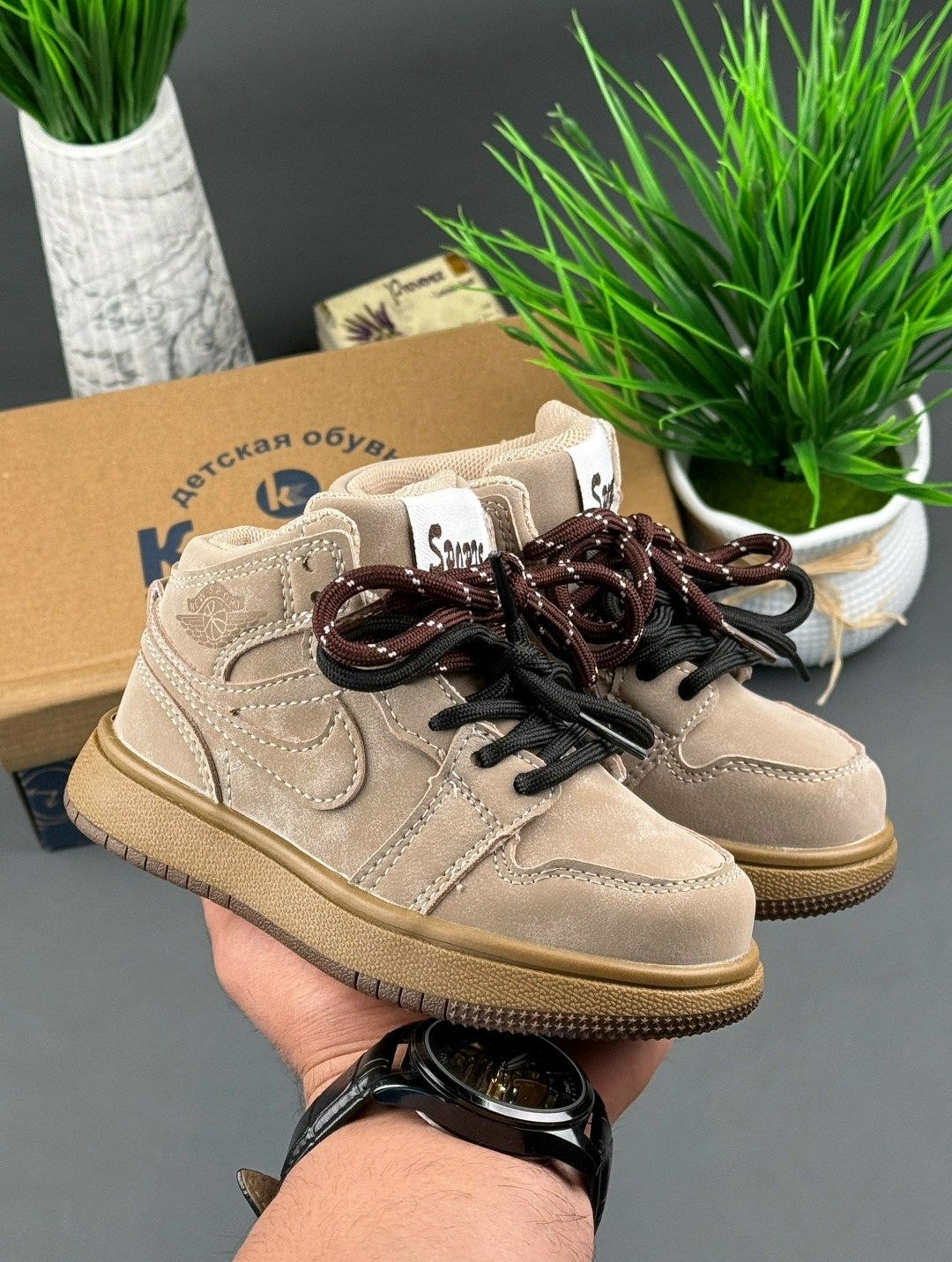 ,детская ,детские ботинки,кроссовки замша,теплые кроссовки