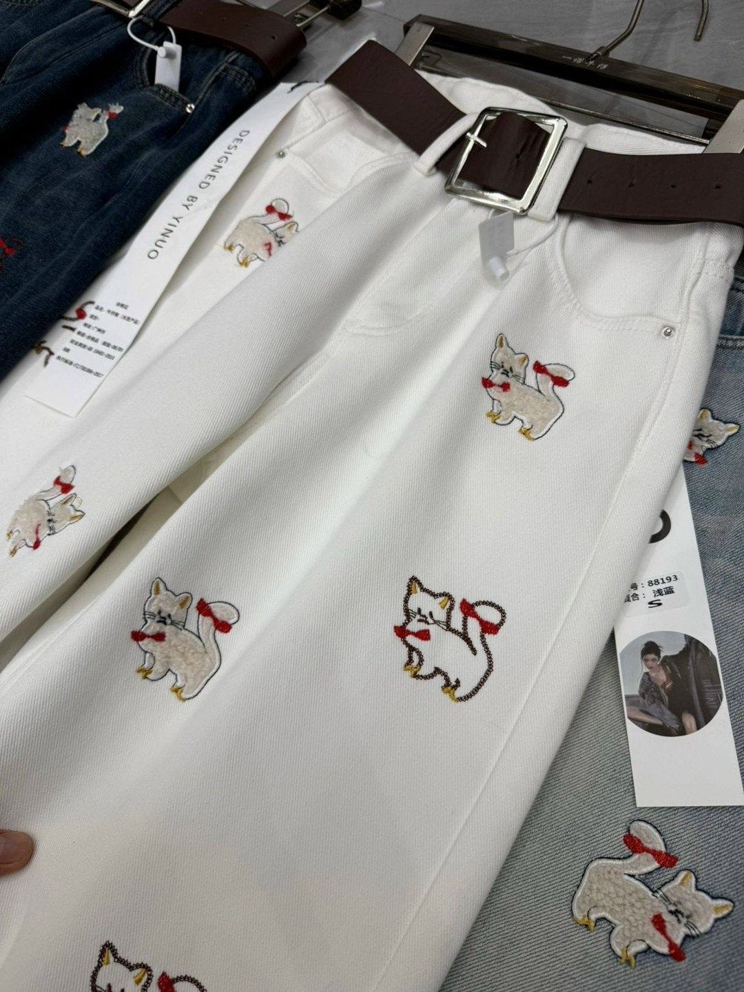 джинсы с вышивкой,женский джинсы,модные джинсы,женские джинсовые брюки,джинсы женские широкие