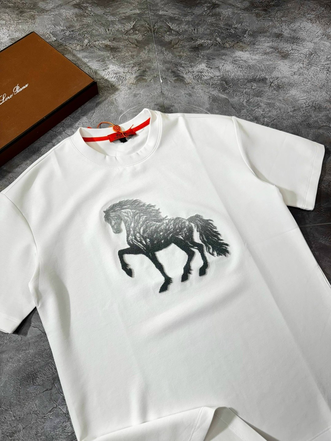 мужская футболка,hermes футболка,футболка гермес,оригинальные футболки,мужская футболка hermes