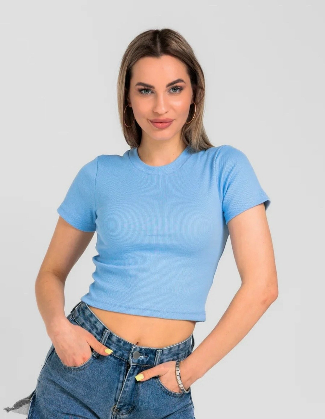 топ женский черный,кроп топ,топ женский,укороченный кроп топ berrak черного цвета с короткими рукавами,женский укороченный топ в рубчик happyfox черный