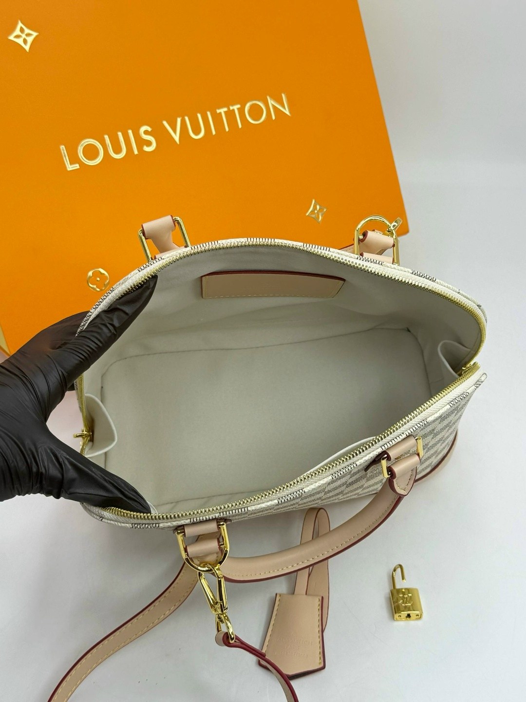 сумка луи виттон альма,сумка louis vuitton,сумка луи виттон,сумка женская louis vuitton,сумка луи витон