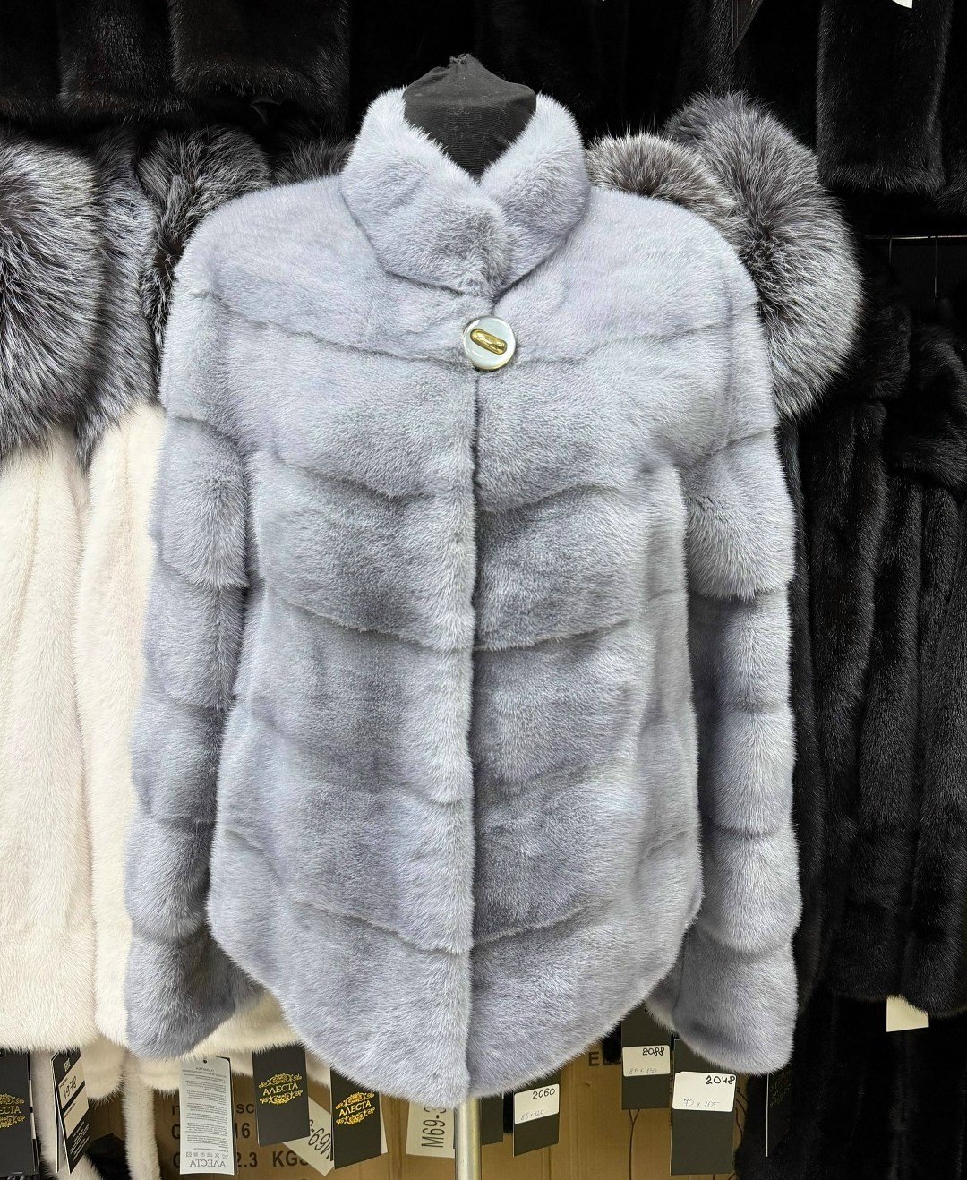 шуба норковая,каляев шубы голубая норка,шуба норковая короткая,шуба норковая автоледи голубая,шуба норковая полушубок холодный лед