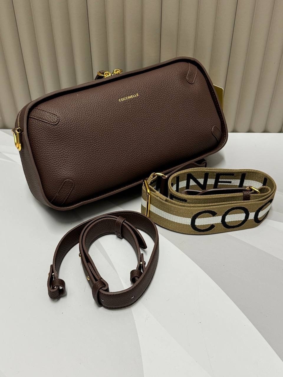 сумка coccinelle,coccinelle сумка кросс-боди,сумка кросс-боди женская coccinelle es5 15 02 01 бордовый,сумка женская через плечо coccinelle,сумка coccinelle lea цвет коричневый