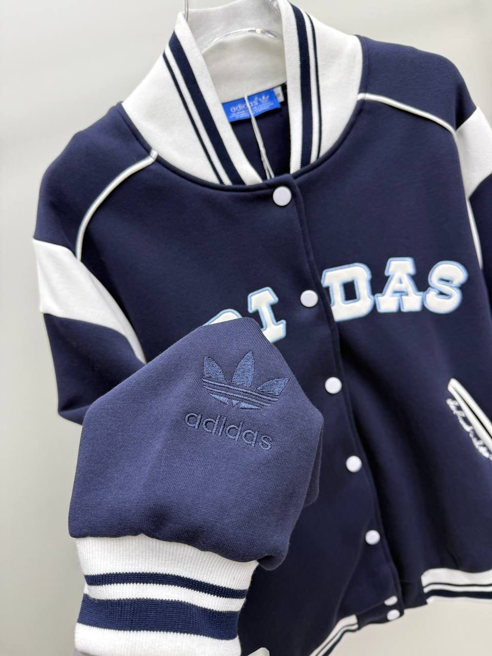 бомбер адидас ориджинал,женские бомберы adidas originals,куртка бомбер,бомбер адидас винтаж,бомбер adidas originals