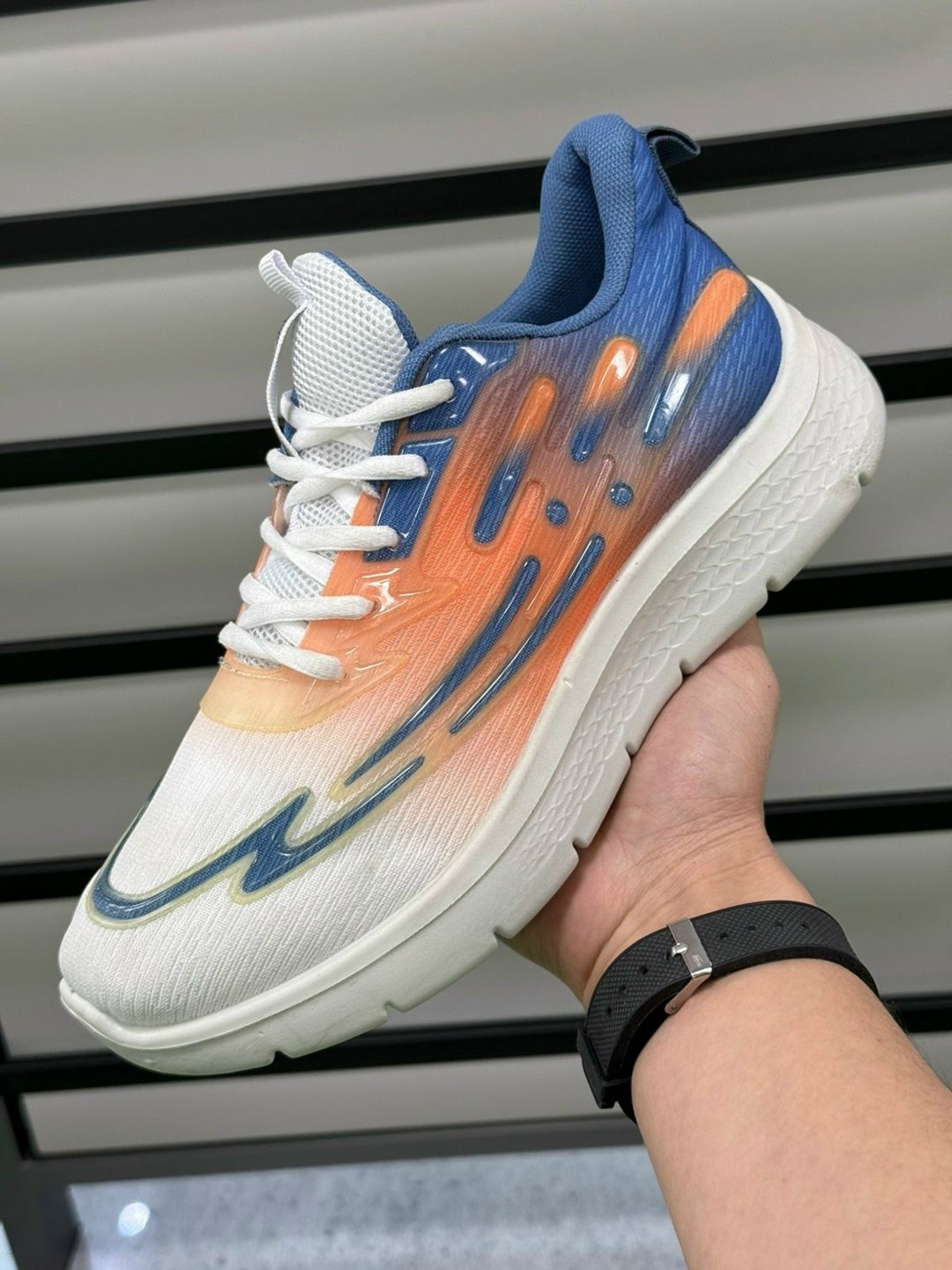 кроссовки,повседневные кроссовки,мужские кроссовки повседневные,женские кроссовки,кроссовки удобные