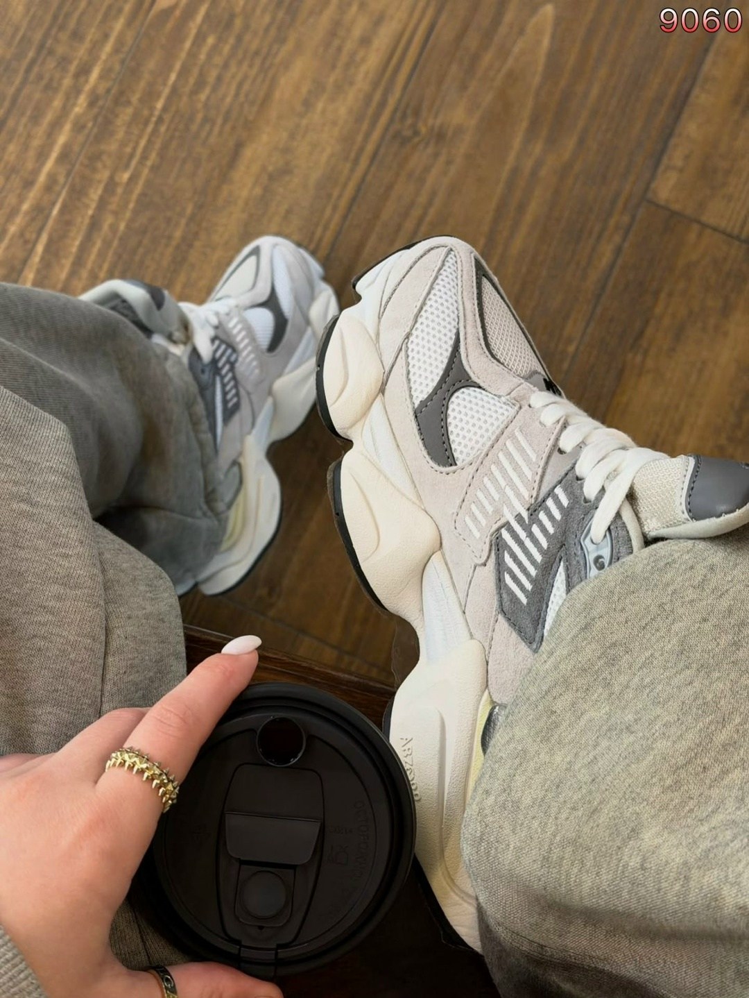 кроссовки new balance 9060,кроссовки для мужчин,кроссовки замша,new balance 9060 серые,кроссовки нью баланс 9060