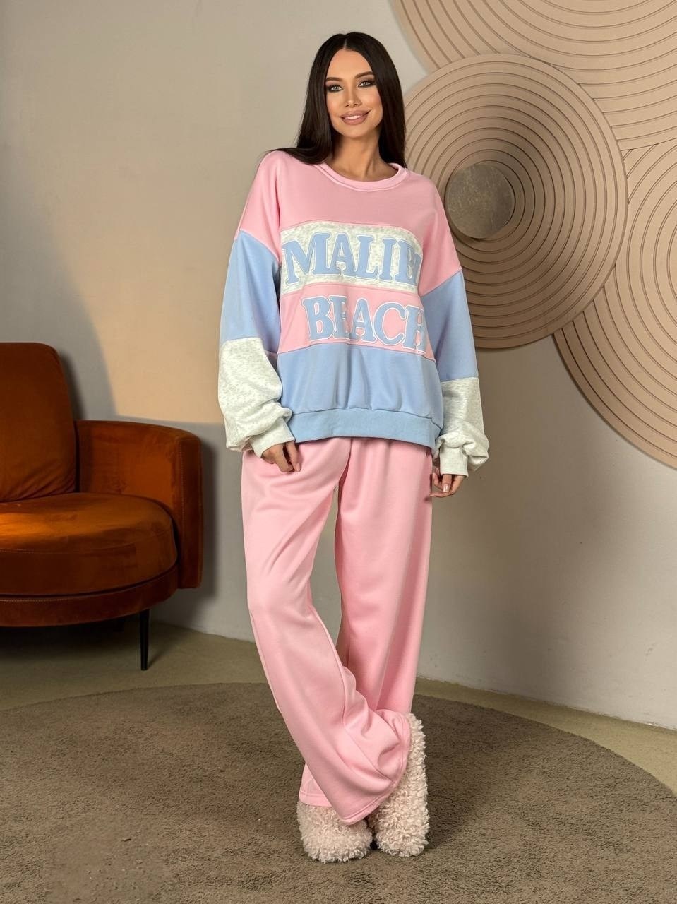 костюм двойка в стиле oversize материал двунитка,женские костюмы оверсайз,свитшот и брюки,спортивный костюм женский,спортивный костюм