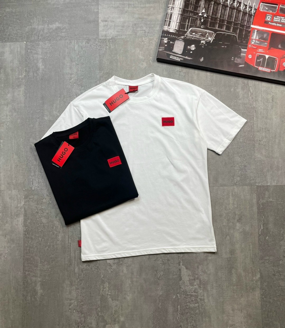 мужская футболка,футболка hugo,футболка hugo boss,мужская черная футболка,футболки для мужчин