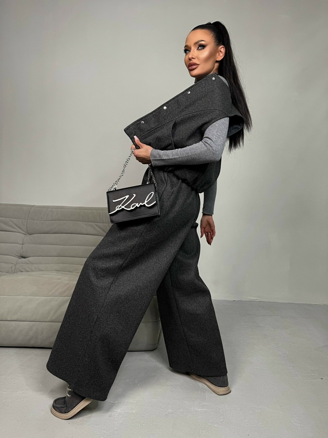 серый жилет,жилет удлиненный,жилет женский,жилет,жилетка кашемировая