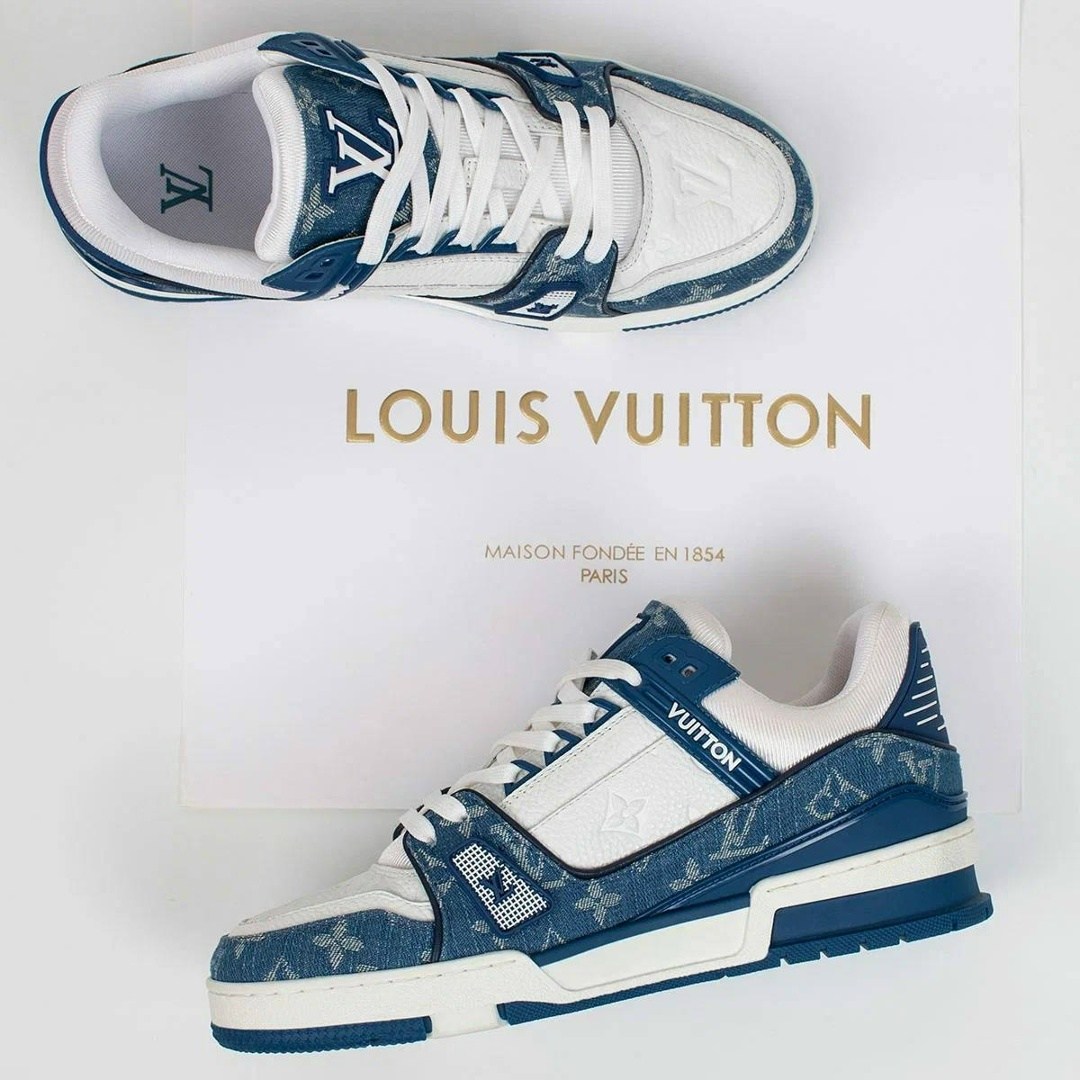кроссовки louis vuitton trainer,louis vuitton кроссовки,кроссовки louis vuitton trainer: джинс. синий/белый,мужские кроссовки louis vuitton 2026 синие с белым комбинированные,louis vuitton lv trainer