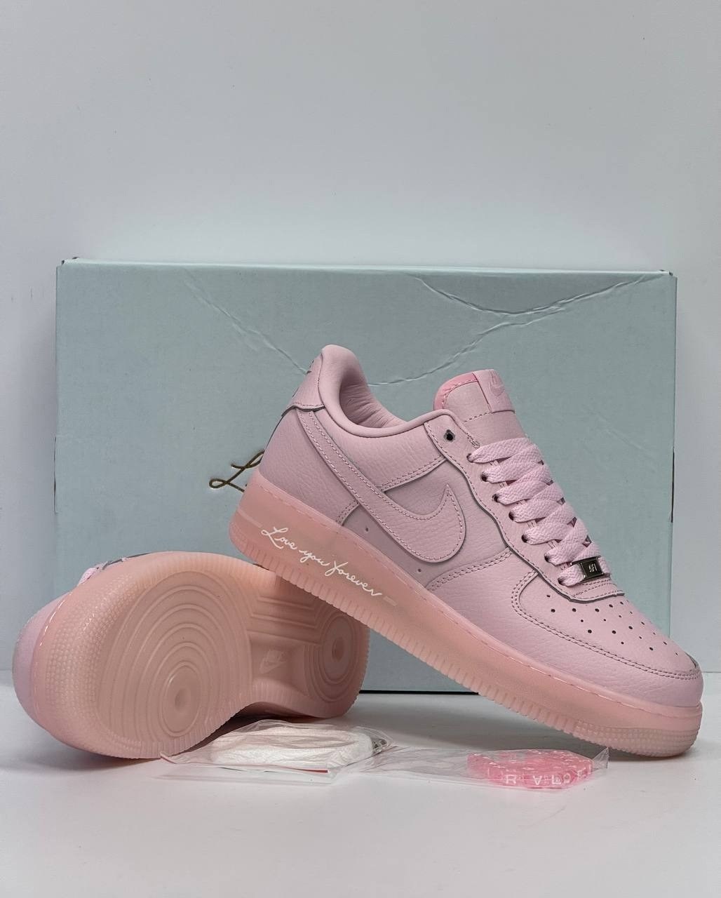 кроссовки air force 1 бледно-розовый nike,nike air force 1 07 se premium pink,кроссовки air force 1"07 белый nike,кроссовки женские мужские nike air force 1 low-all pink,кроссовки