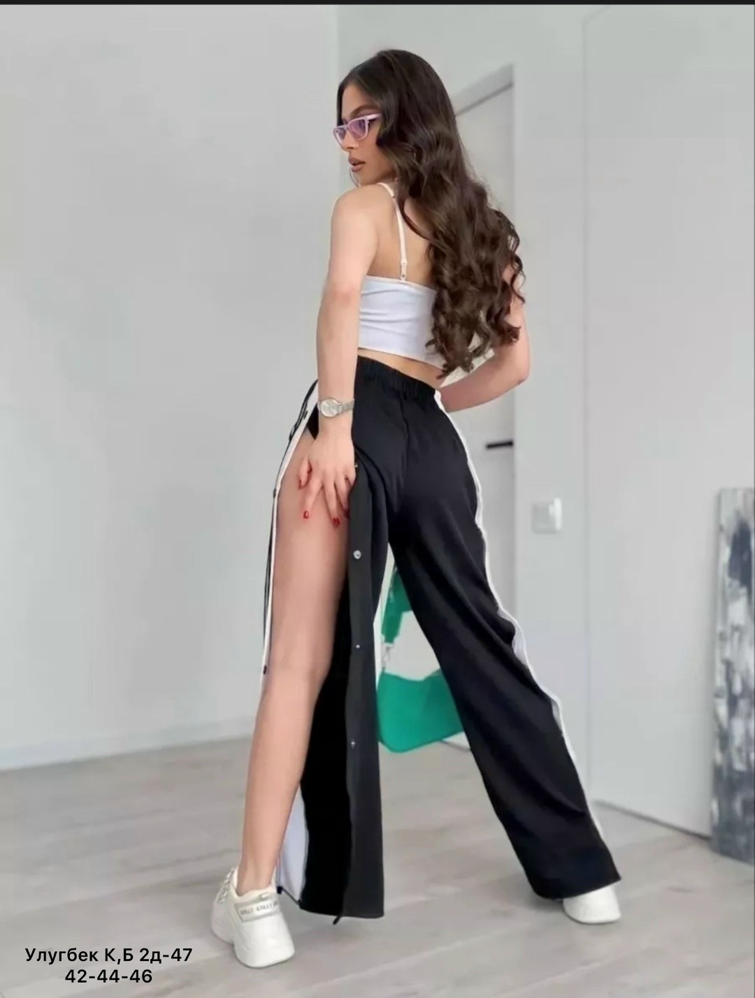 спортивные женские штаны,брюки в спортивном стиле,спортивные штаны 2026 женские,брюки женские спортивные свободные,широкие штаны адидас женские с лампасами