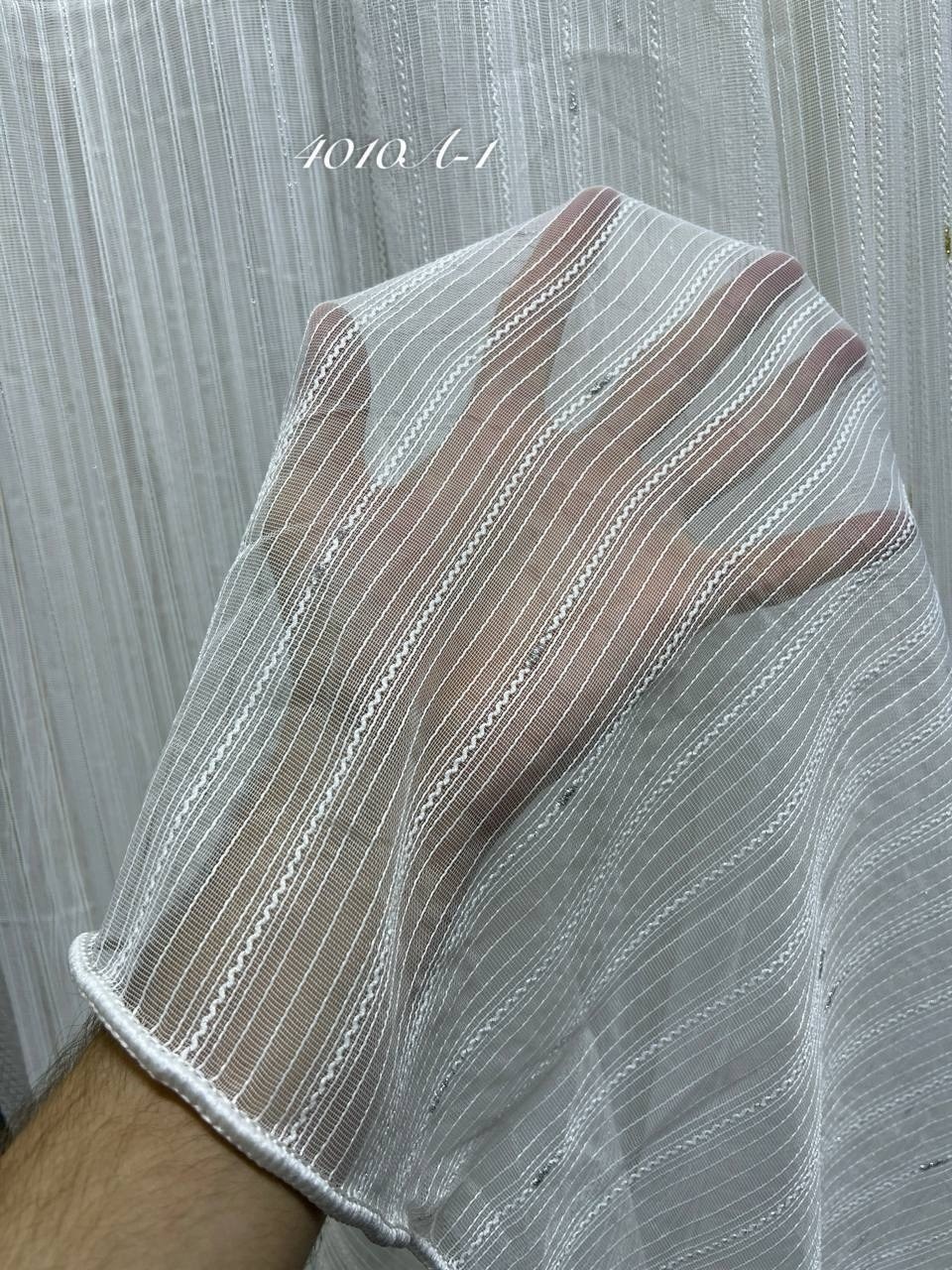 кисея серебро шторы нитяные,кисея нитяные шторы,шторы нитяные кисея люрекс с шарами тюль в гостиную 300х300 а-стиль,нитяные шторы,кисея белая с люрексом