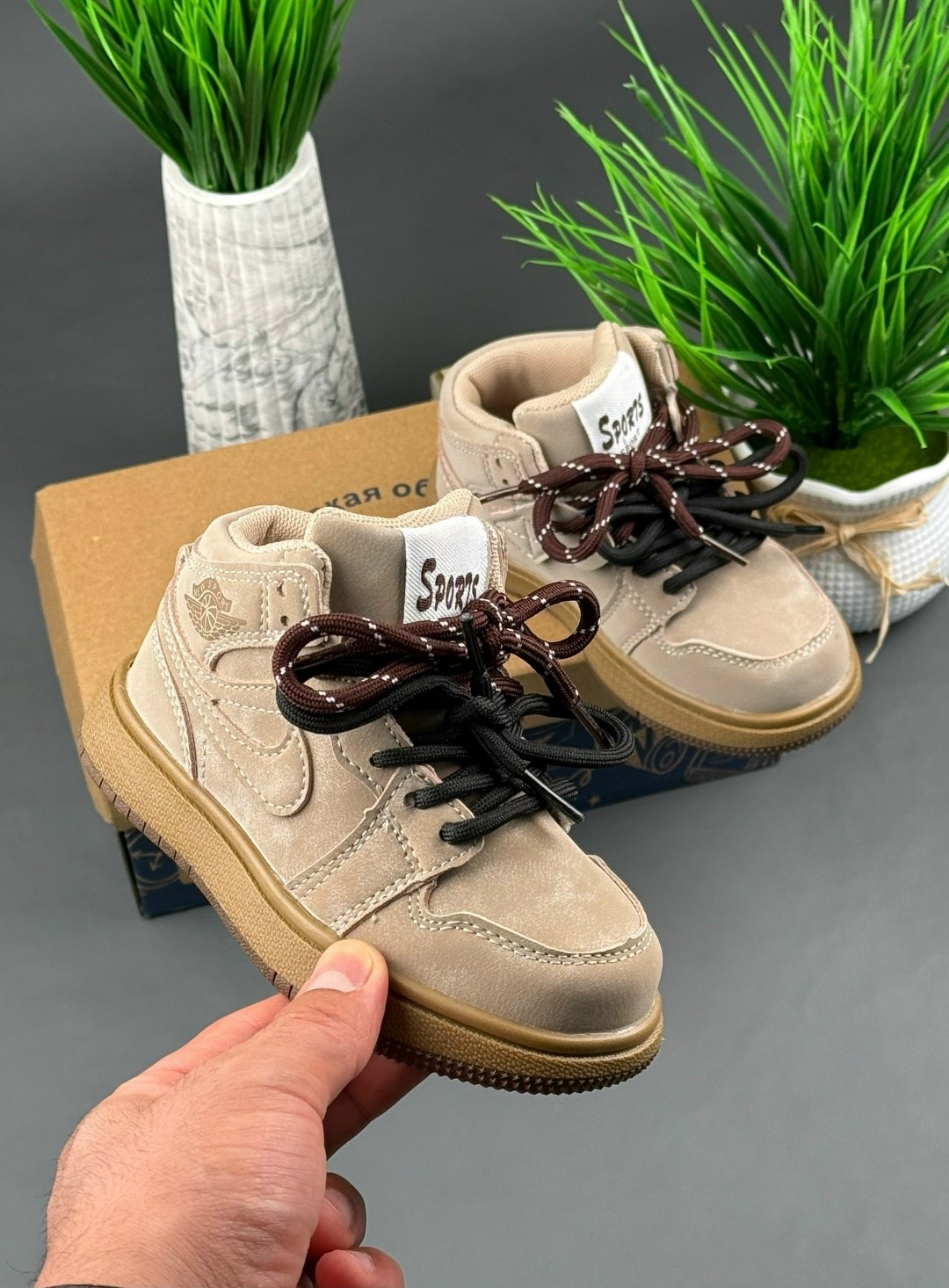 ,детская ,детские ботинки,кроссовки замша,теплые кроссовки