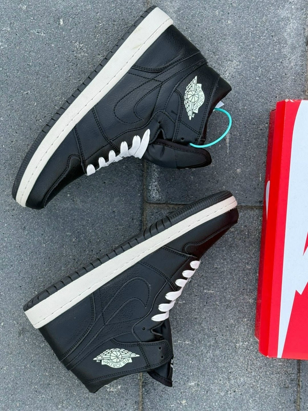 nike air jordan 1 retro high og,кроссовки nike air jordan 1 retro high,nike air jordan 1 retro high,nike air jordan 1 retro,кроссовки nike air jordan 1 retro high og