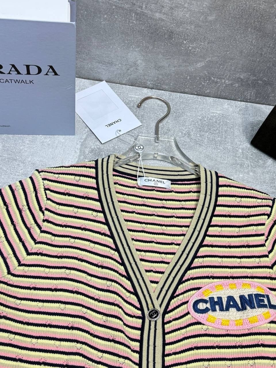 вязаные кардиганы,одежда шанель,футболка chanel,в стиле шанель,chanel одежда