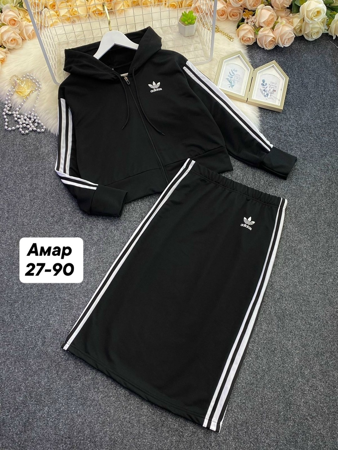 женские костюмы спортивные,спортивное платье,костюм из футера женский,платье с капюшоном,платье адидас
