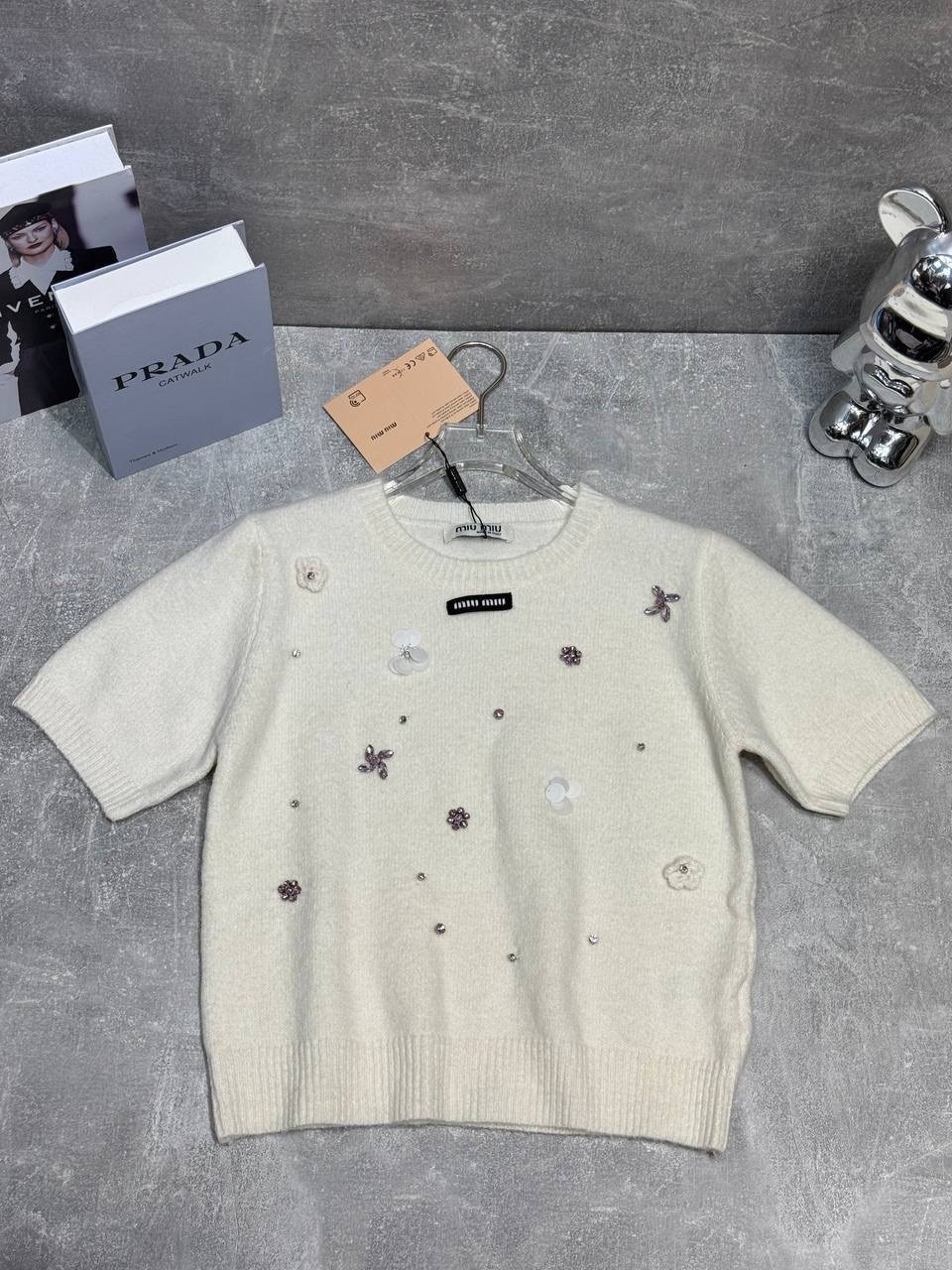 вязаная футболка,женская кофта,свитер с вышивкой,вязаные свитера,летние футболки