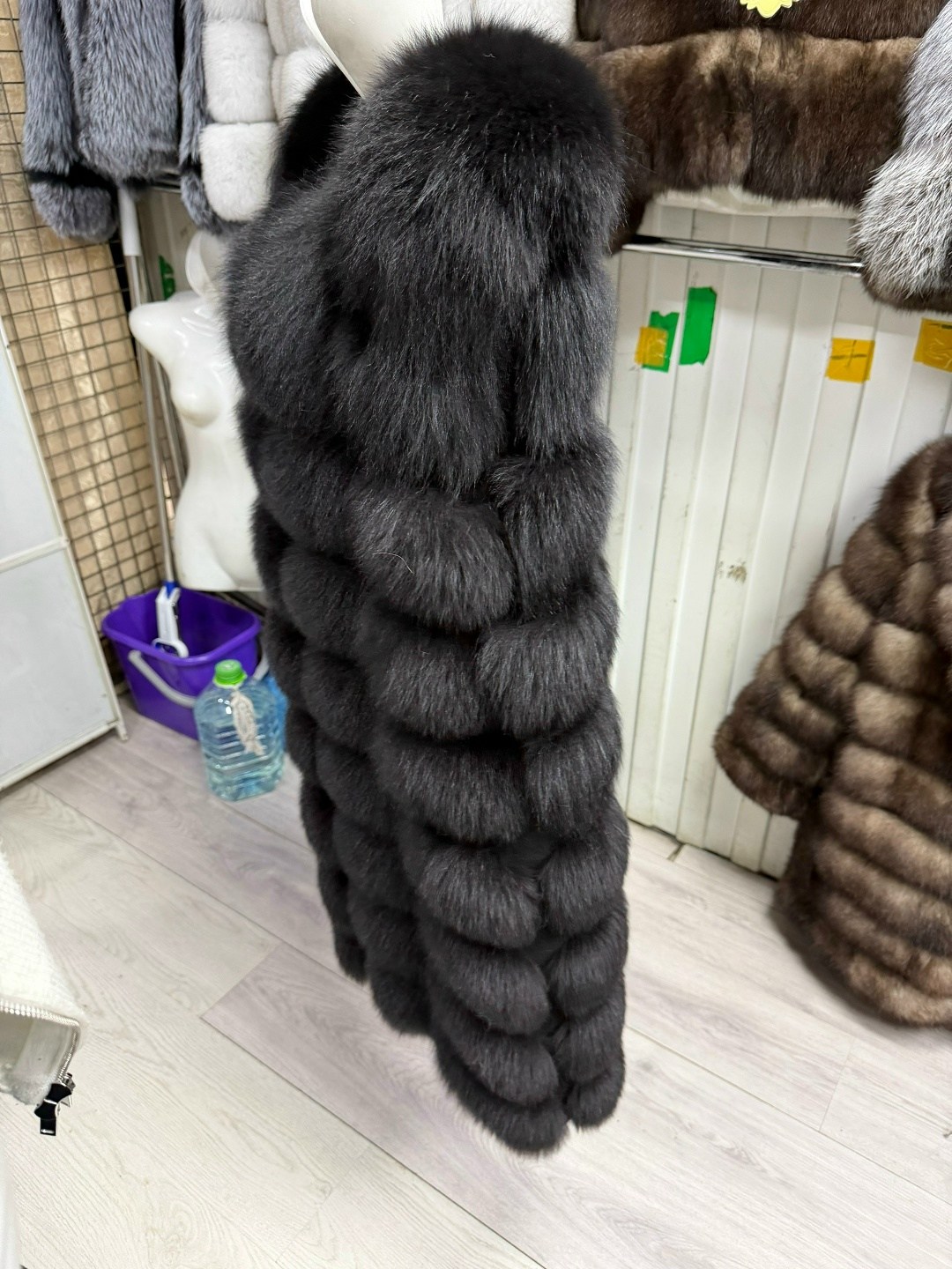 жилетка из песца,меховая жилетка из песца,меховая жилетка,натуральная меховая жилетка из песца сотами 90 см,жилет из натурального меха песца