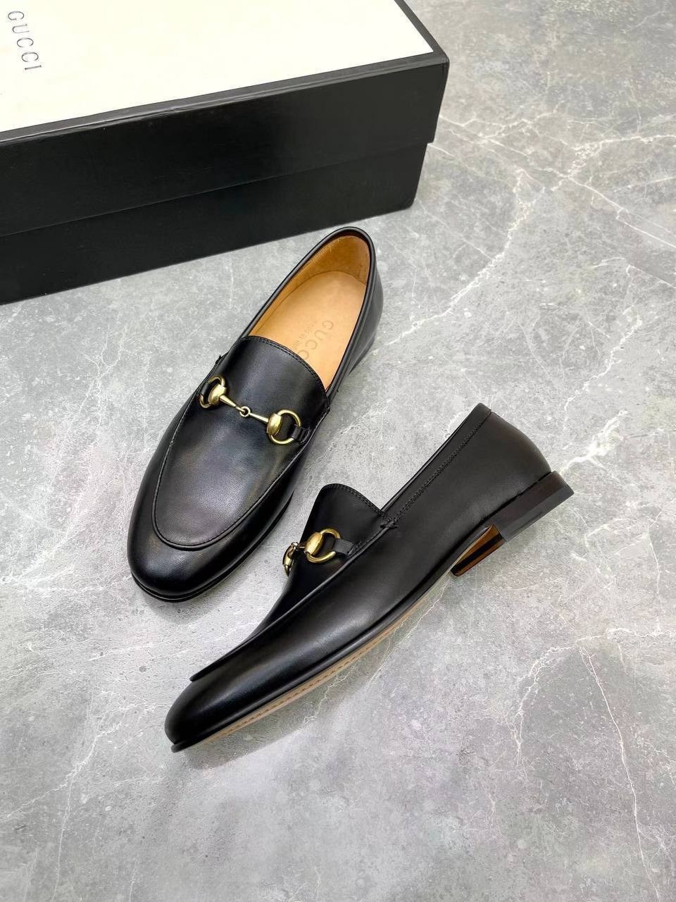 лоферы gucci,лоферы гуччи женские оригинал,кожаные лоферы gucci jordaan,лоферы гуччи черные,лоферы gucci женские