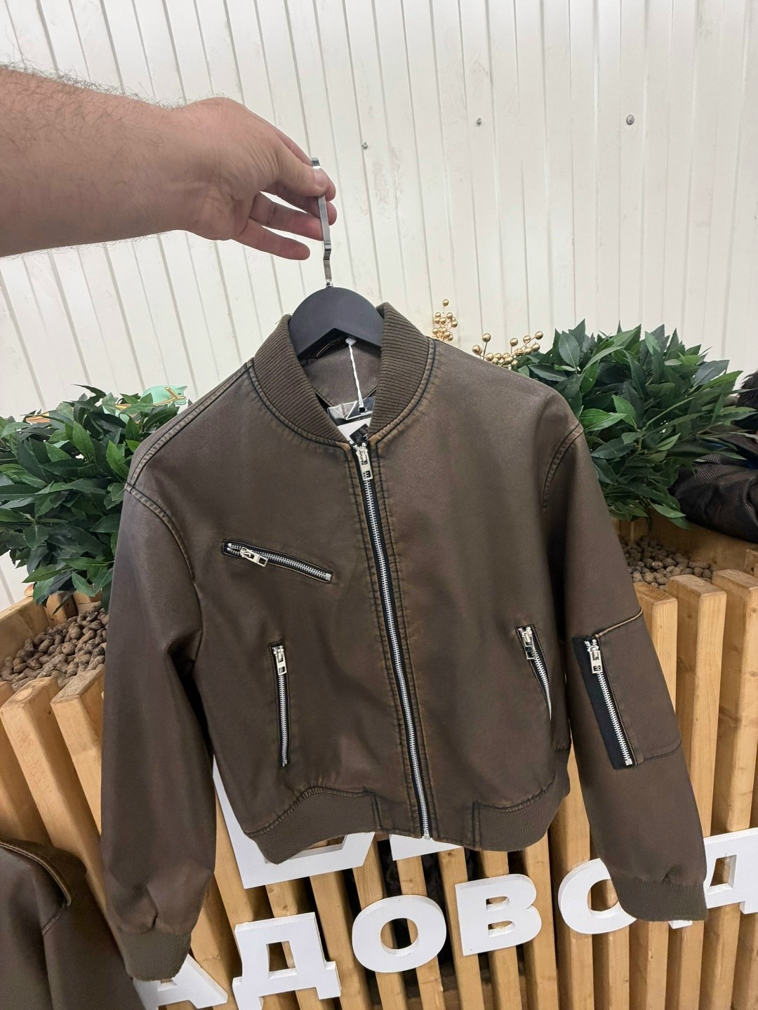 куртка бомбер,куртка кожаная,демисезонная куртка,куртка для мальчика,куртка бомбер для мальчика